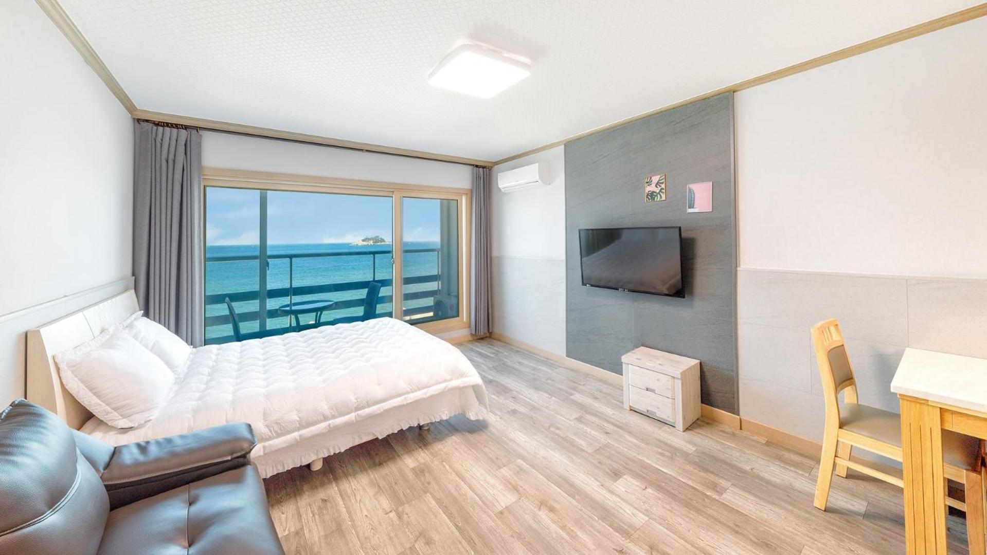 Sokcho Bird Island Pension Room photo